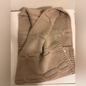 Ugg infinity scarf